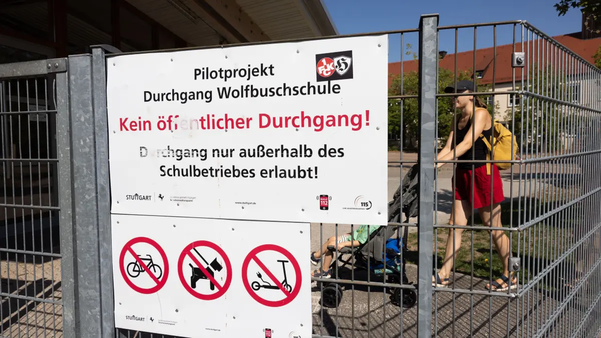 Wolfbuschschule: Der öffentliche Durchgang über den Schulhof der Wolfbuschschule soll geschlossen werden. Dagegen wächst Widerstand aus der Bevölkerung.