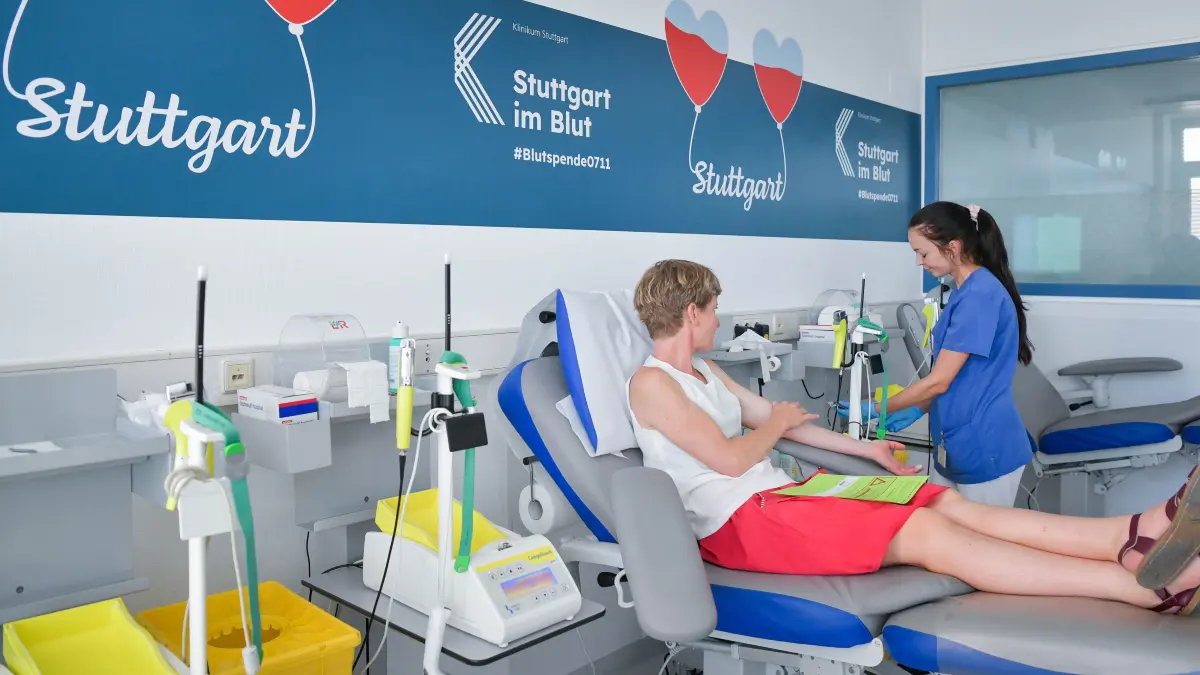 Blutspende, Klinikum Stuttgart: Stuttgart, #Blutspende Auch beim Thema Blut herrscht in diesem Sommer extremer Mangel. Wie eine Blutspende abläuft, was andere motiviert, regelmäßig zu spenden und warum im Südwesten die Bereitschaft nicht besonders hoch ist
Klinikum Stuttgart