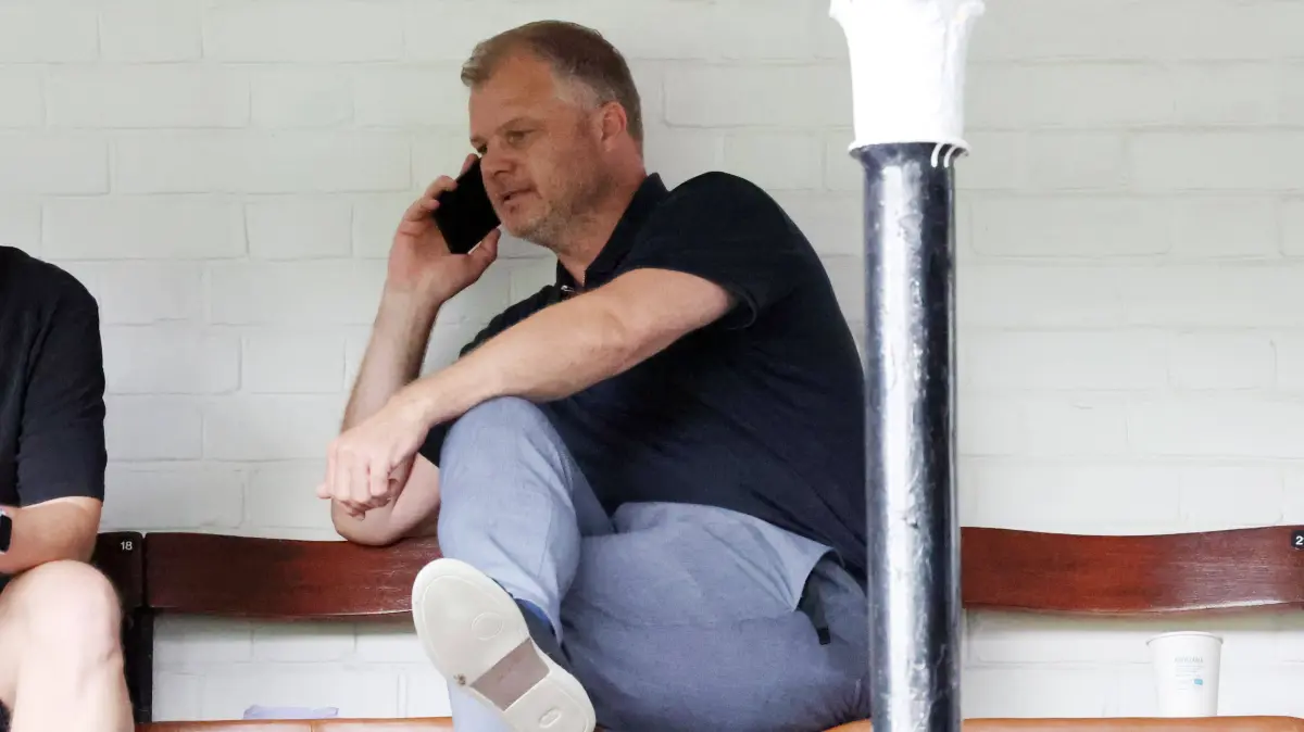 15.08.26 Fulham FC - VfB Stuttgart: 15.08.26 Fulham FC - VfB Stuttgart England, London, 15.08.2026, Fussball, Bundesliga, Saison 2026/2027, Testspiel, Fulham FC - VfB Stuttgart: Fabian Wohlgemuth Vorstand VfB Stuttgart. *** August 15, 2026: Fulham FC vs. VfB Stuttgart, England, London, August 15, 2026, Soccer, Bundesliga, 20262027 Season, Friendly Match, Fulham FC vs. VfB Stuttgart, Fabian Wohlgemuth, Director of Sports, VfB Stuttgart