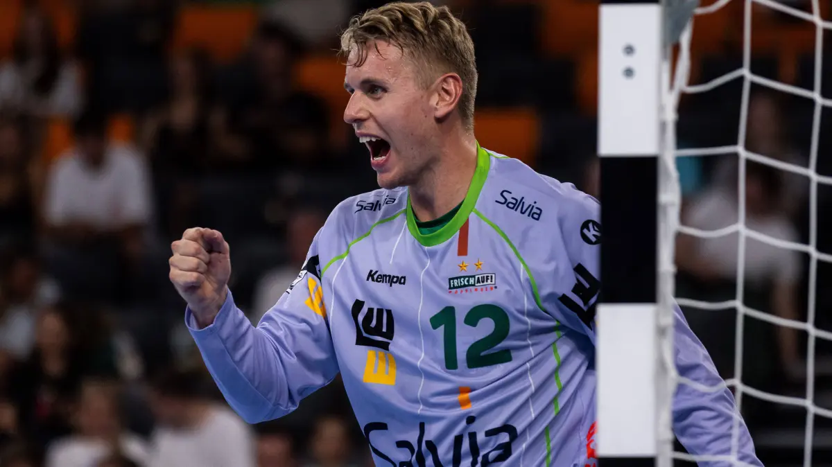 Kristian SAEVERAS FRISCH AUF Goeppingen, 12 Jubel, Freude, Leidenschaft, Erfolg, Emotion, Begeisterung, positive Emotionen GER, FRISCH AUF Goeppingen vs. Sporting Lissabon, Handball, Testspiel Vorbereitung, Spielzeit 2026/2027, 02.08.2026, GER, FRISCH AUF Goeppingen vs. Sporting Lissabon, Handball, Testspiel Vorbereitung, Spielzeit 2026/2027, 02.08.2026, Neu-Ulm *** Kristian SAEVERAS FRISCH AUF Goeppingen, 12 Celebration, Joy, Passion, Success, Emotion, Enthusiasm, Positive Emotions GER, FRISCH AUF Goeppingen vs. Sporting Lisbon, Handball, Preseason Friendly, 20262027 Season, August 2, 2026, GER, FRISCH AUF Goeppingen vs. Sporting Lisbon, Handball, Preseason Friendly, 20262027 Season, August 2, 2026, Neu Ulm Copyright: xEibnerxPressefoto/OliverxSchmidtx EP_OST