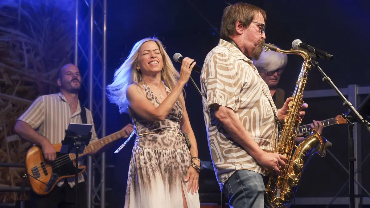 Strohländle: Leonberg - Strohländle 2026 - Jazzclub Leonberg präsentiert Rhythm & Blues Night mit Sonja Priehn und Band.