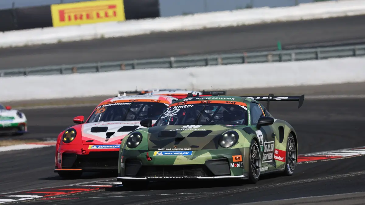 Porsche Sixt Carrera Cup Deutschland - 2026 - Nuerburgring: Nürburg, Deutschland 15.- 16. August 2026: Porsche Sixt Carrera Cup Deutschland - 2026 - Nürburgring - Sonntag Rennen 2 Im Bild: Tim Reiter GER 32 vor Max Mutschlechner GER 16 Nürburgring Rheinland-Pfalz *** Nürburg, Germany, August 1516, 2026 Porsche Sixt Carrera Cup Germany 2026 Nürburgring Sunday Race 2 Pictured: Tim Reiter GER 32 ahead of Max Mutschlechner GER 16 Nürburgring, Rhineland-Palatinate Copyright: xFotostandx/xFWMEDIAx
