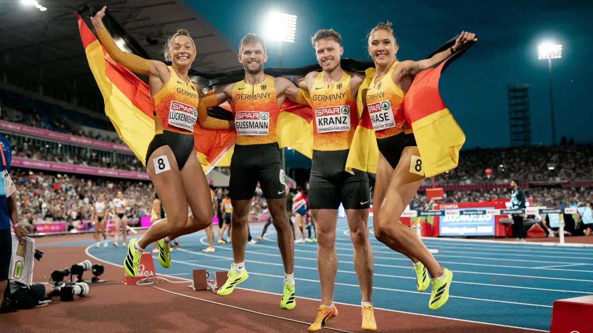GBR, Leichtathletik, Athletics, European Athletics Championships 2026, Leichtathletik Europameisterschaft 2026, Birmingham 2026, 09.08.2026: Rebekka Haase Sprintteam Wetzlar, 4x100m Mixed Staffel, Kevin Kranz Sprintteam Wetzlar, 4x100m Mixed Staffel, Gina Lueckenkemper SCC Berlin, 4x100m Mixed Staffel, Heiko Gussmann Sprintteam Wetzlar, 4x100m Mixed Staffel, GBR, Leichtathletik, Athletics, European Athletics Championships 2026, Leichtathletik Europameisterschaft 2026, Birmingham 2026, 09.08.2026, GBR, Leichtathletik, Athletics, European Athletics Championships 2026, Leichtathletik Europameisterschaft 2026, Birmingham 2026, 09.08.2026 Birmingham *** Rebekka Haase, Sprintteam Wetzlar, 4x100m mixed relay Kevin Kranz, Sprintteam Wetzlar, 4x100m mixed relay Gina Lueckenkemper, SCC Berlin, 4x100m Mixed Relay, Heiko Gussmann, Sprintteam Wetzlar, 4x100m Mixed Relay, GBR, Track and Field, Athletics, 2026 European Athletics Championships, 2026 European Track and Field Championships, Birmingham 2026, August 9, 2026, GBR, Track and Field, Athletics, 2026 European Athletics Championships, 2026 European Track and Field Championships, Birmingham 2026, August 9, 2026, Birmingham Copyright: xStefanxMayerx EP_SMR