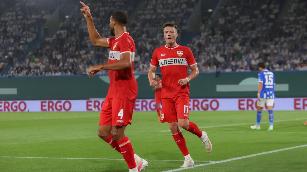 21.08.2026, xtgx, Fussball DFB-Pokal 1. Runde, FC Hansa Rostock - VfB Stuttgart, v.l. Dzenan Pejcinovic Stuttgart, 17 Jubel, Torjubel, jubelt ueber das Tor, celebrate the goal, celebration DFL/DFB REGULATIONS PROHIBIT ANY USE OF PHOTOGRAPHS as IMAGE SEQUENCES and/or QUASI-VIDEO Rostock *** August 21, 2026, xtgx, Soccer, DFB Cup 1st Round, FC Hansa Rostock vs. VfB Stuttgart, from left: Dzenan Pejcinovic Stuttgart, 17, cheering, Goal celebration, celebrating the goal, DFL DFB REGULATIONS PROHIBIT ANY USE OF PHOTOGRAPHS as IMAGE SEQUENCES and/or QUASI-VIDEO Rostock