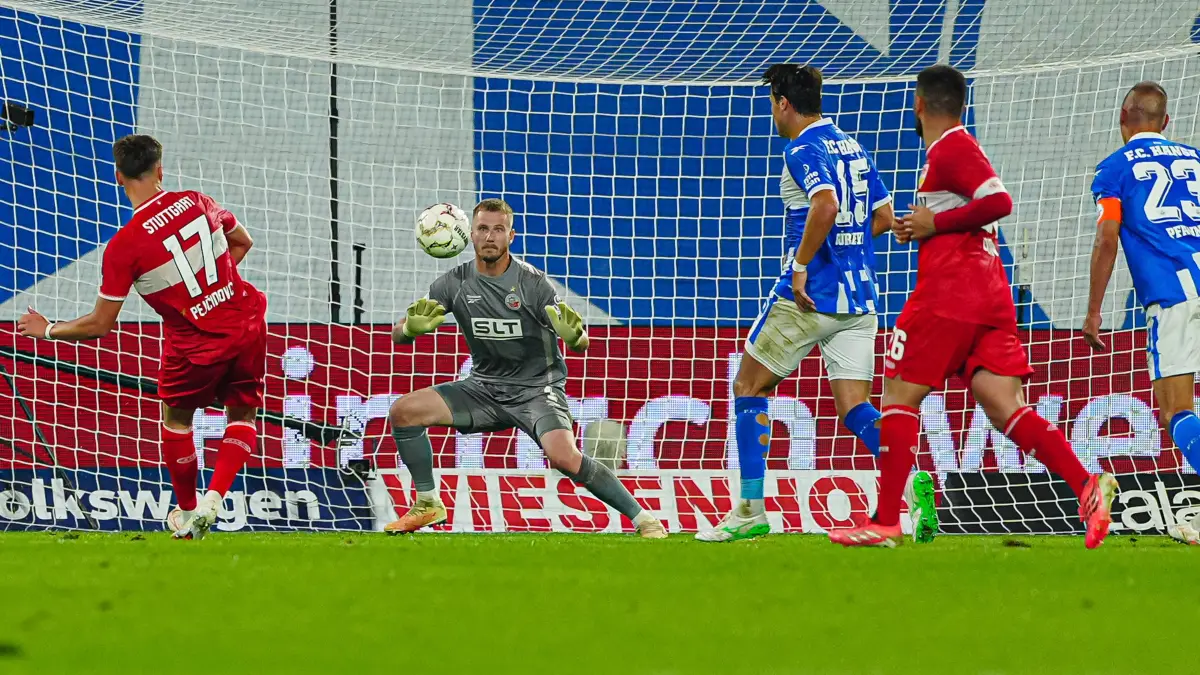 Tor zum 0:2 Dzenan Pejcinovic VfB Stuttgart, 17 GER, FC Hansa Rostock vs. VfB Stuttgart, Fußball, DFB-Pokal, 1. Runde, Saison 2026/2027, 21.08.2026 GER, FC Hansa Rostock vs. VfB Stuttgart, Fußball, DFB-Pokal, 1. Runde, Saison 2026/2027, 21.08.2026 Rostock *** Goal to make it 02: Dzenan Pejcinovic VfB Stuttgart, August 17, Germany, FC Hansa Rostock vs. VfB Stuttgart, Soccer, DFB Cup, 1st Round, 20262027 Season, August 21, 2026, GER, FC Hansa Rostock vs. VfB Stuttgart, Soccer, DFB Cup, 1st Round, 20262027 Season, August 21, 2026, Rostock Copyright: xEibner-Pressefoto/MarcelxvonxFehrnx EP_MFN