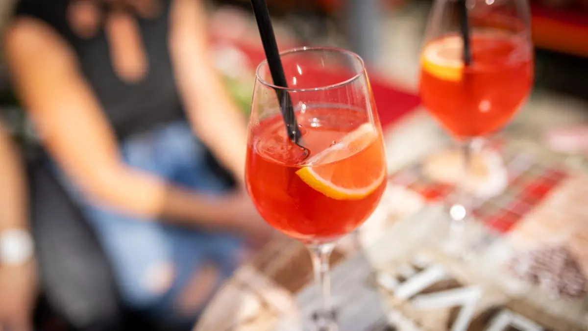 Rundgang über das 50. Stuttgarter Weindorf: Stuttgart, Baden-Württemberg, 22.08.2026:
Rundgang über das 50. Stuttgarter Weindorf auf dem Marktplatz und Schillerplatz
Im Bild:
Notiz: No model release. Kein Einverständnis für Werbung, keine Weitergabe an Dritte.