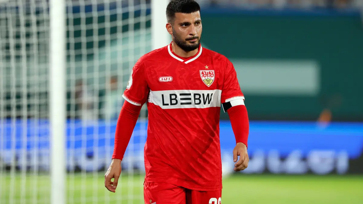 21.08.26 FC Hansa Rostock - VfB Stuttgart: 21.08.26 FC Hansa Rostock - VfB Stuttgart Deutschland, Rostock, 21.08.2026, Fussball, DFB-Pokal, Saison 2026/2027, FC Hansa Rostock - VfB Stuttgart: Deniz Undav VfB Stuttgart. *** August 21, 2026 FC Hansa Rostock vs. VfB Stuttgart Germany, Rostock, August 21, 2026, Soccer, DFB Cup, 20262027 Season, FC Hansa Rostock vs. VfB Stuttgart, Deniz Undav, VfB Stuttgart