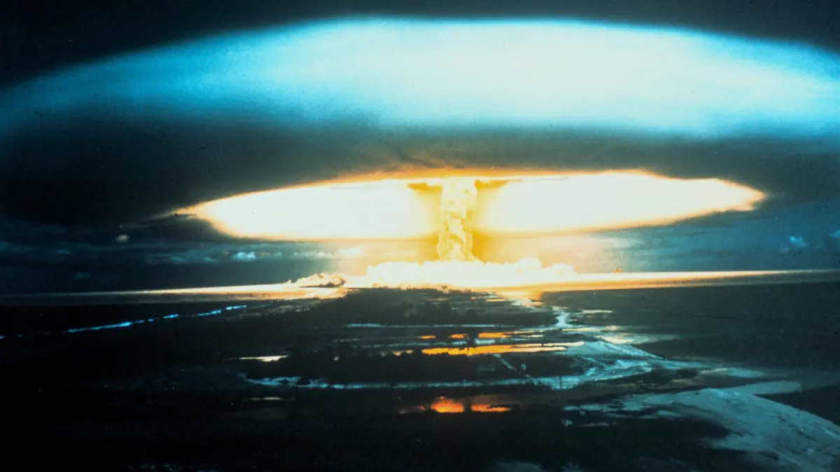 Thermonukleare Explosion auf dem Bikini Atoll am 1. März 1954.