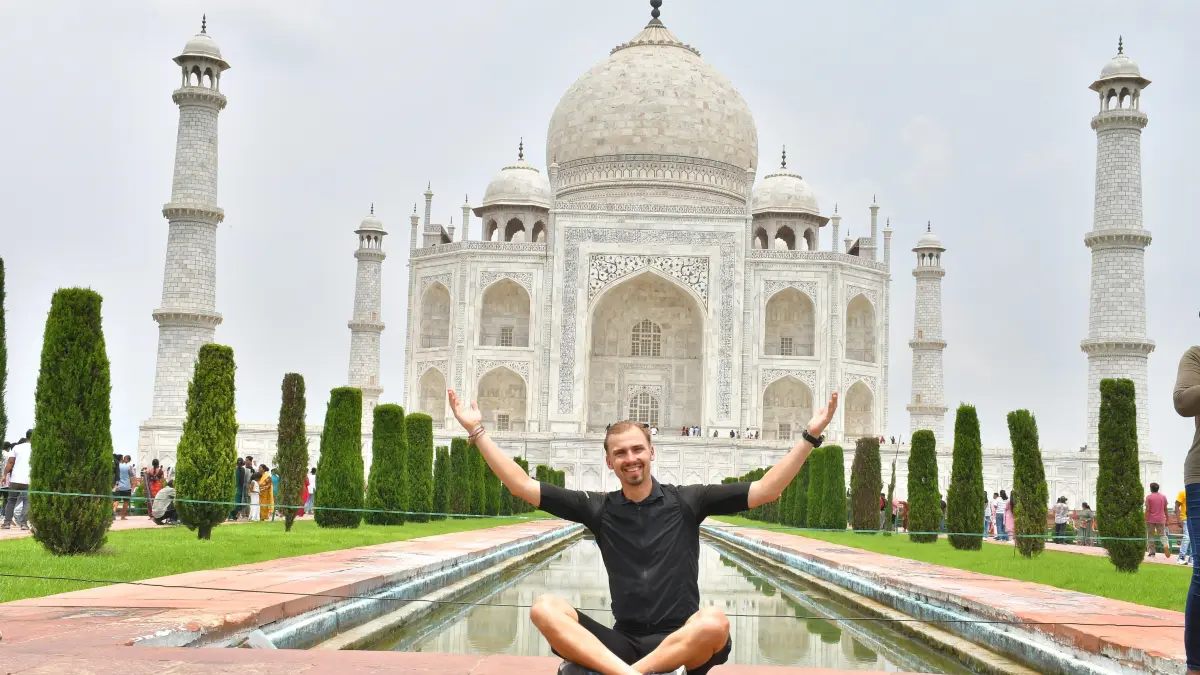 John Müller ist von Berlin nach Indien zum Taj Mahal geradelt, um Spenden für Krebskranke zu sammln