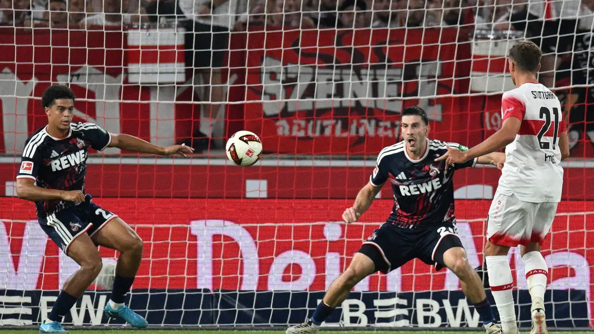FBL-GER-BUNDESLIGA-STUTTGART-COLOGNE: Stuttgart's German midfielder #21 Grischa Proemel shoots and scores the 2-0 goal during the German first division Bundesliga football match between VfB Stuttgart and FC Cologne in Stuttgart, south-western Germany on September 4, 2026. (Photo by THOMAS KIENZLE / AFP) / DFL REGULATIONS PROHIBIT ANY USE OF PHOTOGRAPHS AS IMAGE SEQUENCES AND/OR QUASI-VIDEO