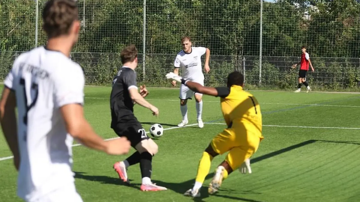 Fußball, Verbandsliga, SKV Rutesheim, Markus Wellert