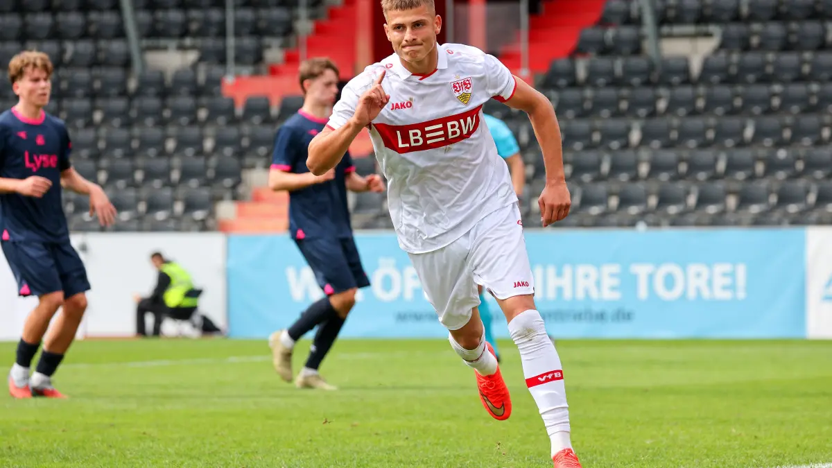 Impressionen vom Spiel der VfB-U19 gegen Viking
