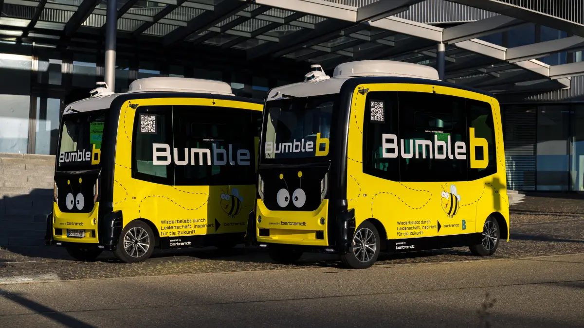 Autonome Mobilität zum Ausprobieren: Das Shuttle „BumbleB“ der Firma Bertrandt steht Besuchern der Leistungsschau Elektromobilität für autonome Testfahrten zur Verfügung.