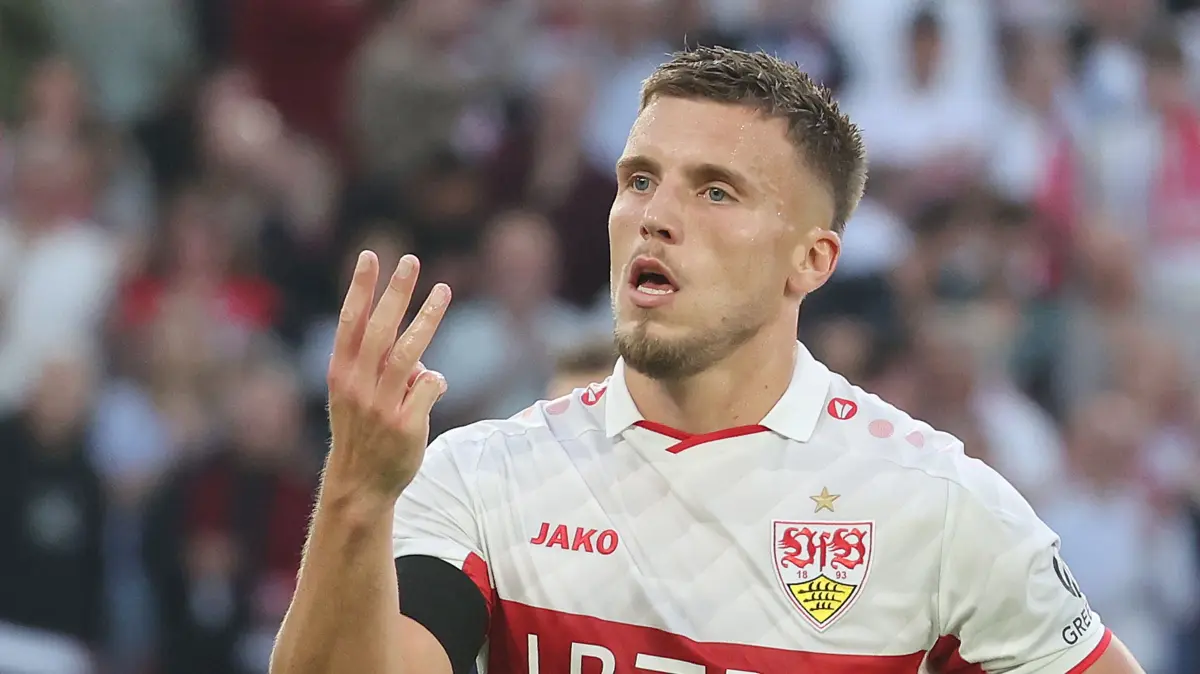 Fußball Champions League VfB Stuttgart vs. Viking Stavanger : BAU // Stuttgart , Fußball UEFA Champions League VfB Stuttgart vs. Viking Stavanger , Jubel Ermedin Demirovic ( VfB ) nach seinem 3. Tor
