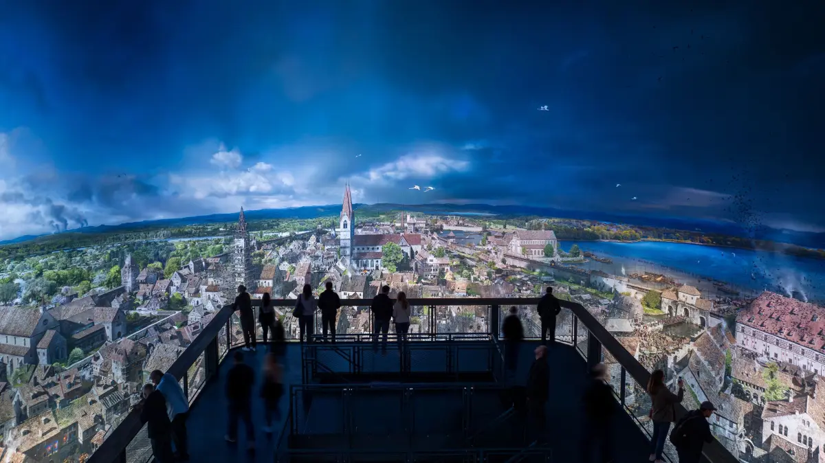 Blick von der obersten Panorama-Plattform auf das Konstanz des 15. Jahrhunderts