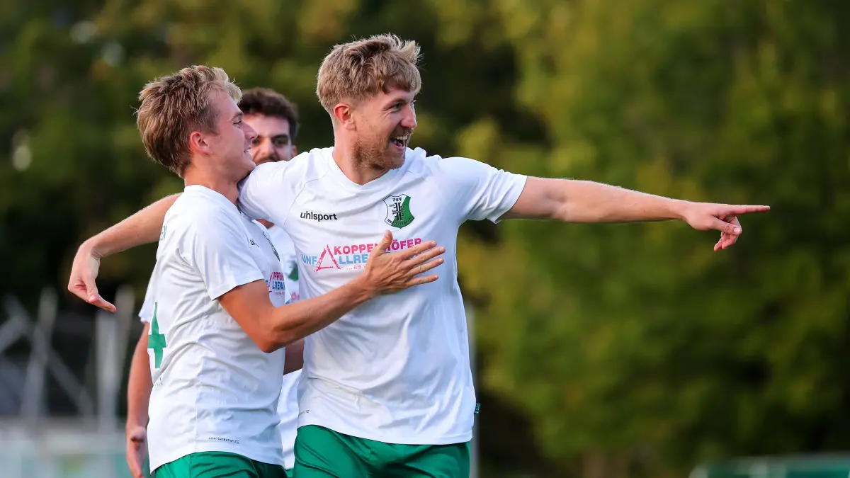 Fußball TSV Heimerdingen vs. SSV Schwäbisch Hall : BAU // 16.09.2026, Deutschland, Heimerdingen, Fußball Landesliga Staffel 1,
TSV Heimerdingen vs. SSV Schwäbisch Hall, Jubel nach dem 1:0 Tor, Torschütze Lars Ruckh (Heimerdingen)