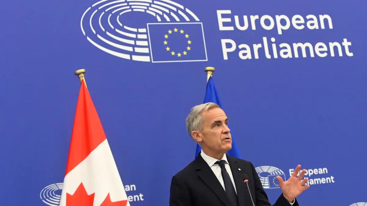 EU Parlament - Carney: 17.09.2026, Frankreich, Straßburg: Kanadas Premierminister Mark Carney spricht während einer Pressekonferenz im Europäischen Parlament in Straßburg, Ostfrankreich. Foto: Pascal Bastien/AP/dpa +++ dpa-Bildfunk +++