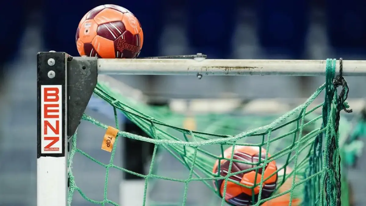 Die Verbandsliga-Handballer des TSV Neuhausen II und die des TSV Denkendorf feiern einen gelungenen Auftakt in die neue Runde.
