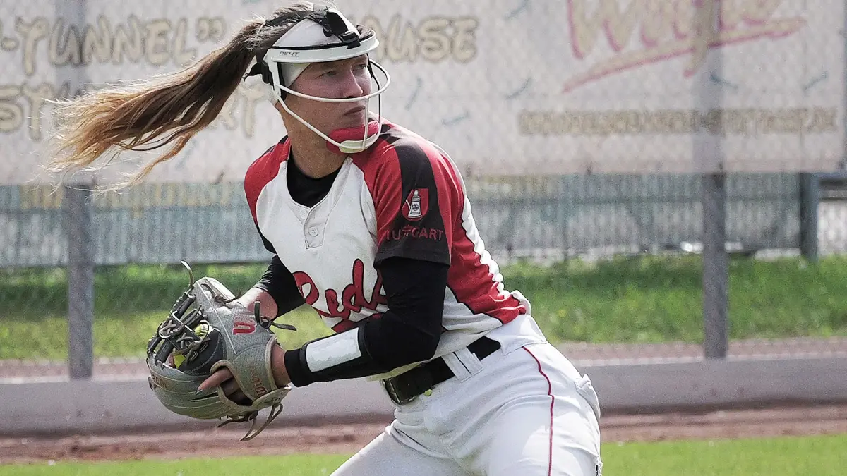 Baseball, Softball, Dt. Baseball Liga, Damen, Frauen, Stuttgart Reds - Neunkirchen Nightmares: Baseball, Softball, Deutsche Baseball Liga, 1. Bundesliga Süd, Damen, Frauen,
Stuttgart Reds - Neunkirchen Nightmares
Nr.8 (S): Ann-Kathrin Stepniak - weiss/rot
Fotograf: Günter E. Bergmann - Photography
Aufnahmedatum: 19.09.2026
