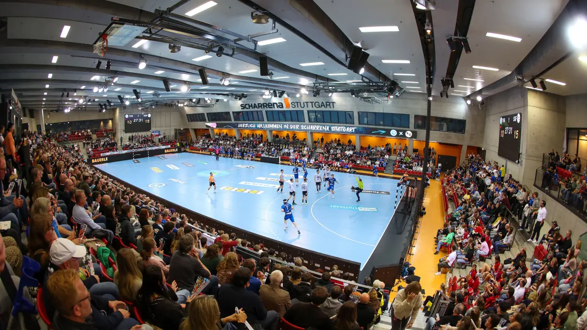 BAU// 05.11.2025 Stuttgart Handball TVB Stuttgart vs. SG Flensburg-Handewitt, Feature Übersicht Scharrena