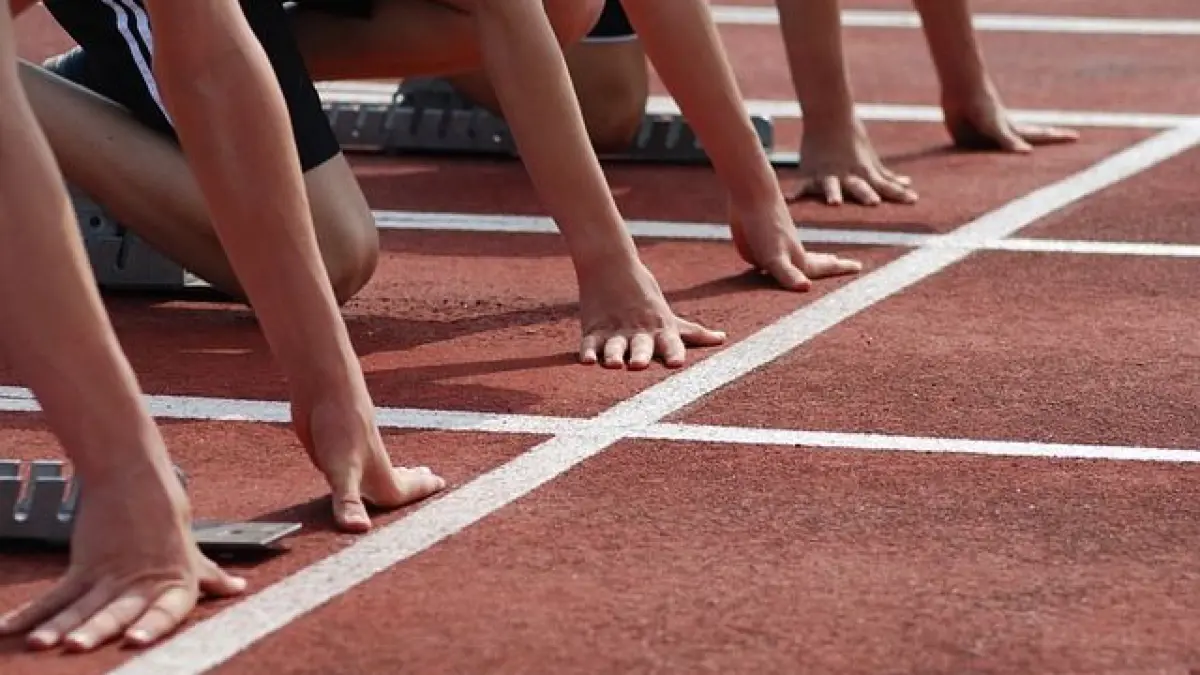 Bei den Kreismeisterschaften in Neuhausen messen sich die Nachwuchs-Leichtathleten zum Saisonende noch einmal in zahlreichen Disziplinen.