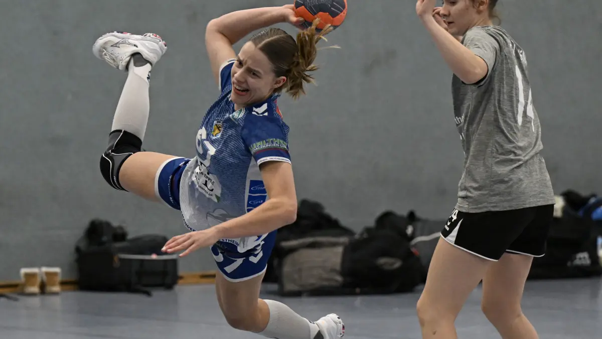 SV Salamander Kornwestheim Frauen Handball - TSV Birkenau;SVK Frauen; Oberliga;
SVK (Balu-weiß): Nina Haug (67)