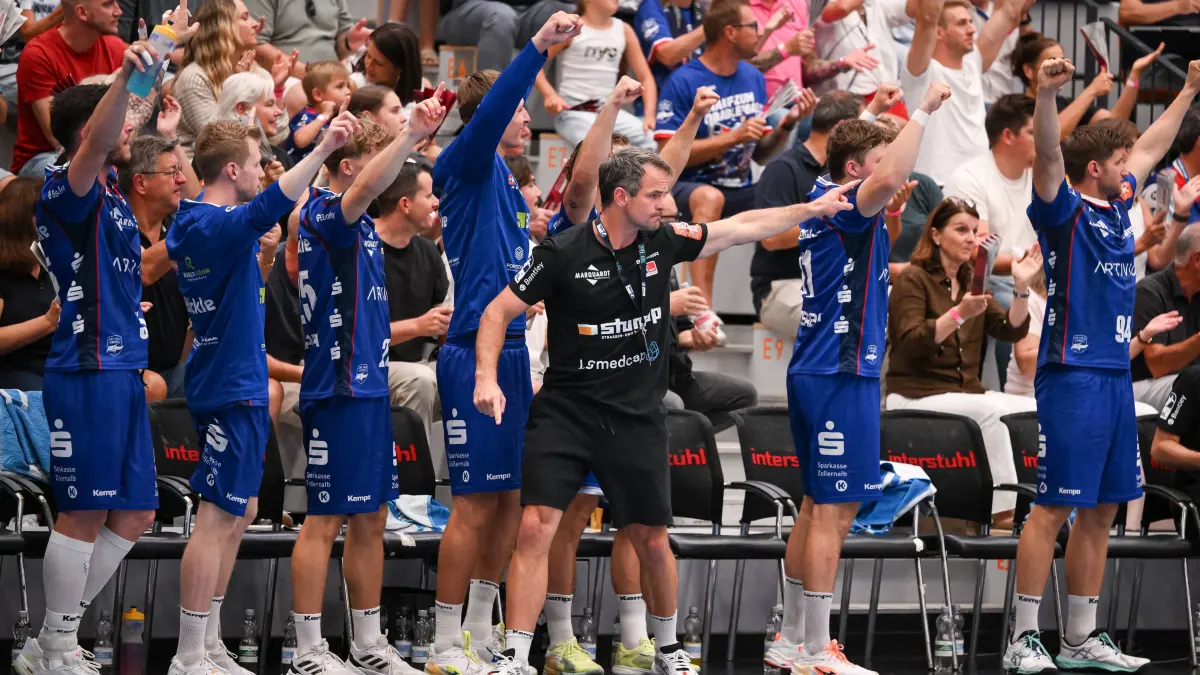Handball 1. Bundesliga 2025/2026 06.09.2026 HBW Balingen - Weilstetten - SC Magdeburg Trainer Matthias Flohr HBW Balingen-Weilstetten *** Handball 1 Bundesliga 20252026, June 9, 2026: HBW Balingen Weilstetten vs. SC Magdeburg Coach Matthias Flohr, HBW Balingen Weilstetten