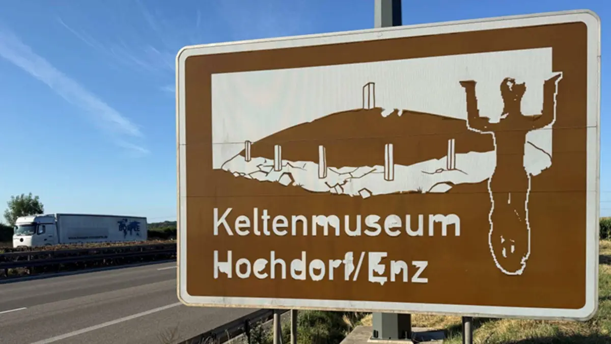 Celtic Museum in Hochdorf: How much are the signs on the motorway worth?