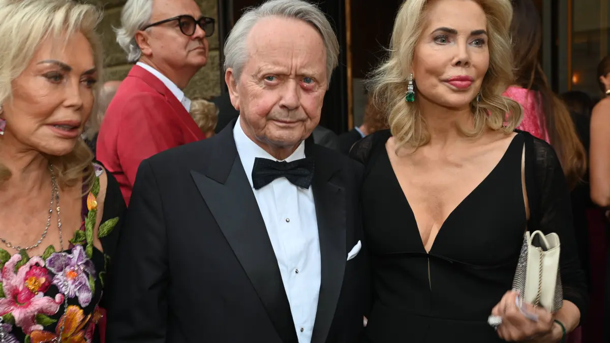 Renate Thyssen Henne, Wolfgang Porsche, Gabriele Prinzessin zu Leiningen, Maria Stuarda, Premiere, Salzburger Festspiele, 2025, Salzburg, Manfred Siebinger *** Renate Thyssen Henne, Wolfgang Porsche, Gabriele Prinzessin zu Leiningen, Maria Stuarda, Premiere, Salzburg Festival, 2025, Salzburg, Manfred Siebinger