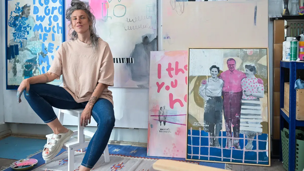 Anna Ruza: Stuttgart, Atelierbesuch bei Anna Ruza im Westen. Die Stuttgarter Künstlerin plant eine Ausstellung bei Mommy I'm sorry. Text in Print zur Finnisage am 24.10. #lokalekultur