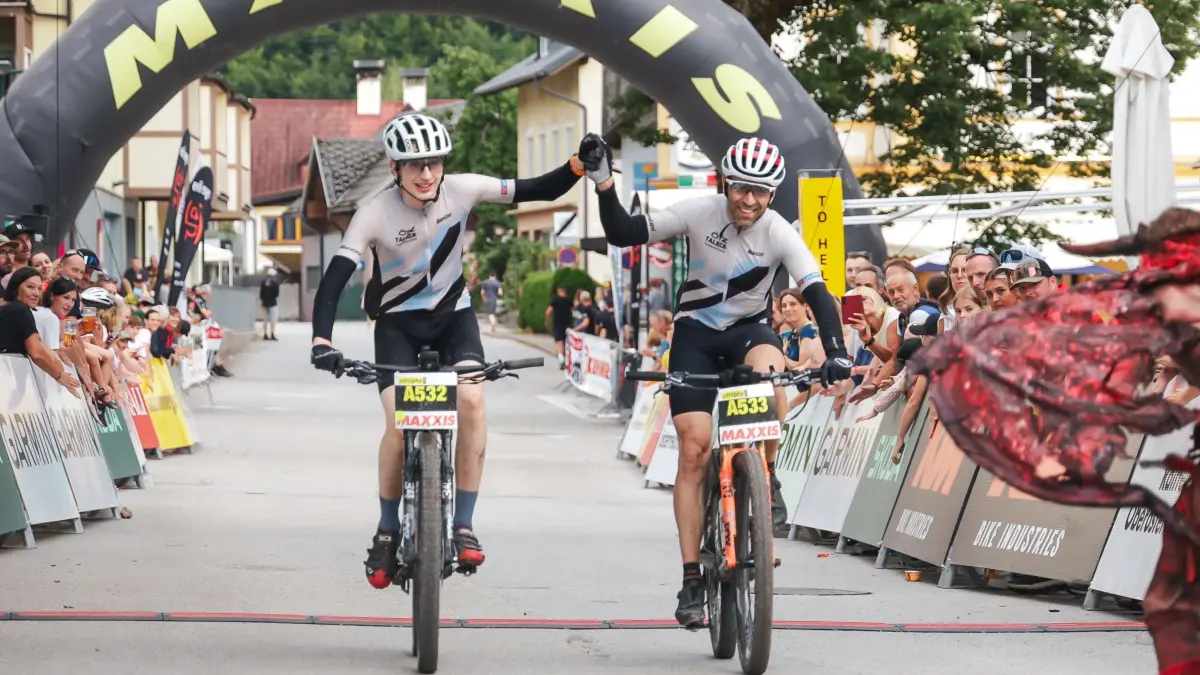 David und Martin Rychtarik bei der Zeileinfahrt.