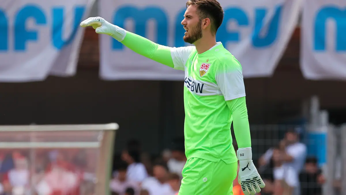 VfB Stuttgart at SC Paderborn: The long-awaited chance for Dennis Seimen ...
