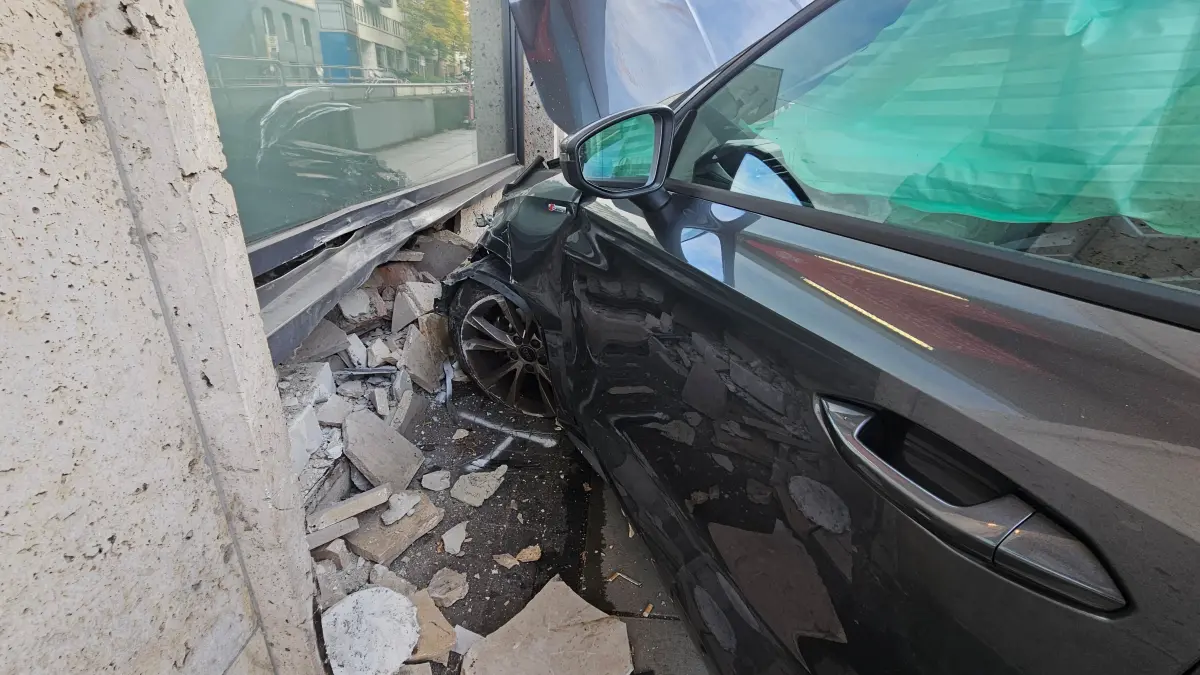 Durch den Unfall kommt es zu Einschränkungen im Busverkehr.