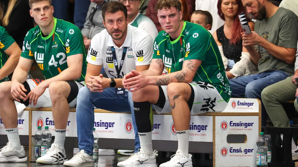 BAU // 10.10.2026, Deutschland, Göppingen, Handball Opel HBL Bundesliga,
FRISCH AUF! Göppingen vs. SG BBM Bietigheim, FAG Trainer Ben Matschke