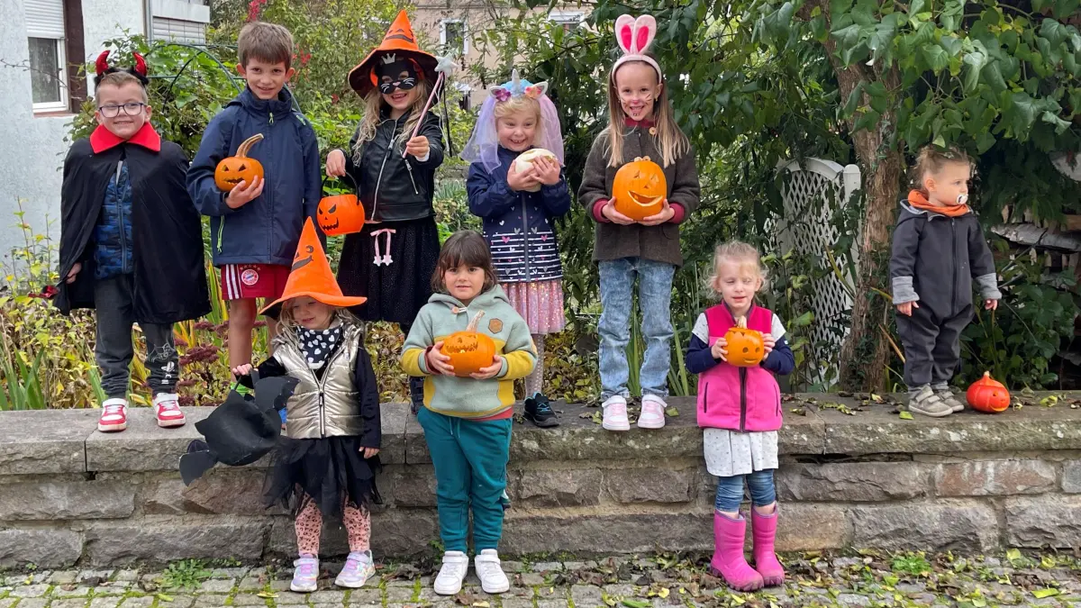 Halloween oder Kirbisingen? In manchen Gemeinden haben sich die Traditionen vermischt und ergänzt.