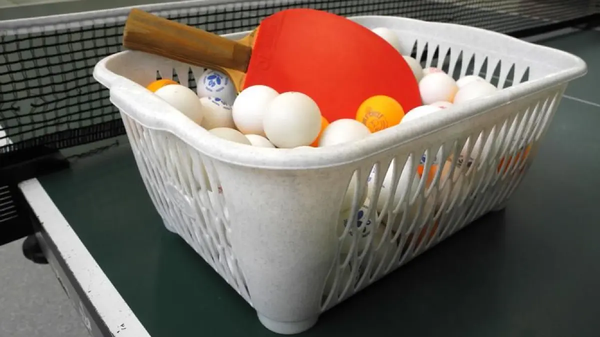 Die Saison läuft und Tischtennisbälle werden wieder kräftig gebraucht.