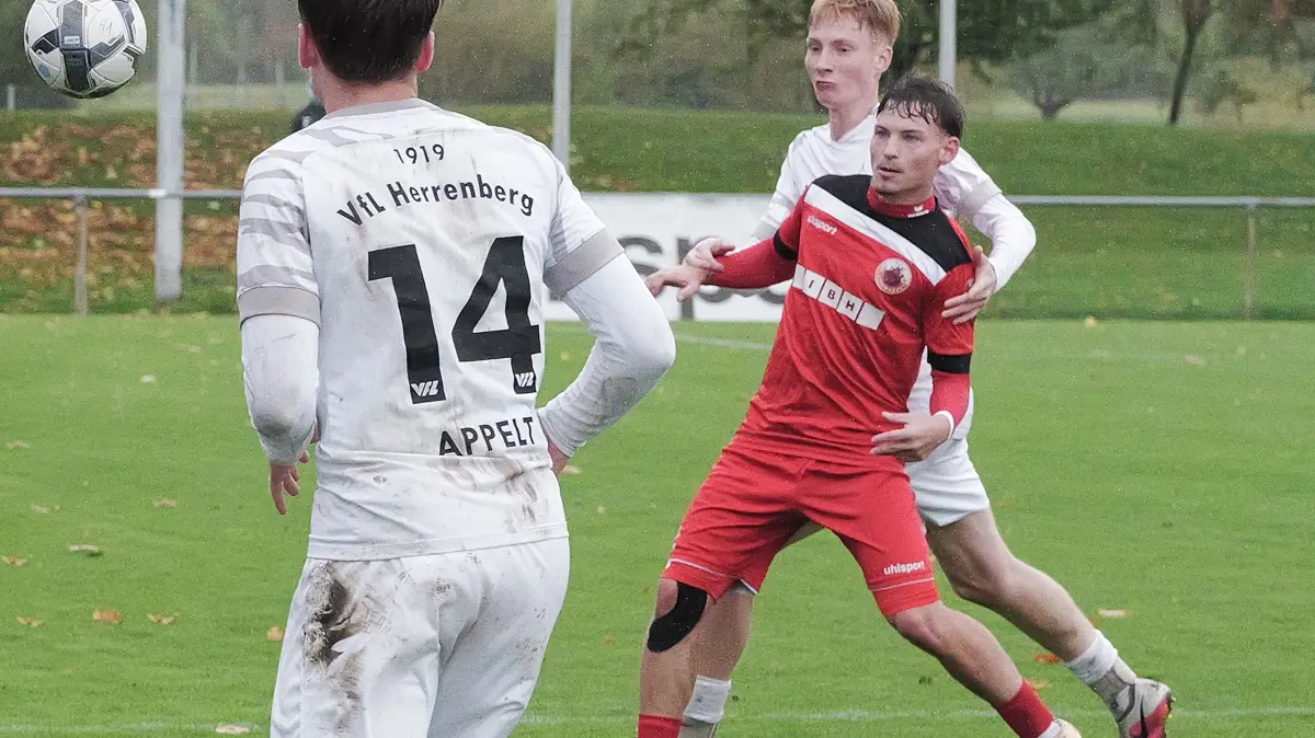Fußball, Fussball, Landesliga, TSVgg Plattenhardt, TSV Plattenhardt - VfL Herrenberg: Fußball, Fussball, Bezirksliga, TSV Plattenhardt, TSVgg Plattenhardt - VfL Herrenberg
Nr.11 (P): Giuliano Soddu - rot
Fotograf: Günter E. Bergmann - Photography
Aufnahmedatum: 11.10.2026