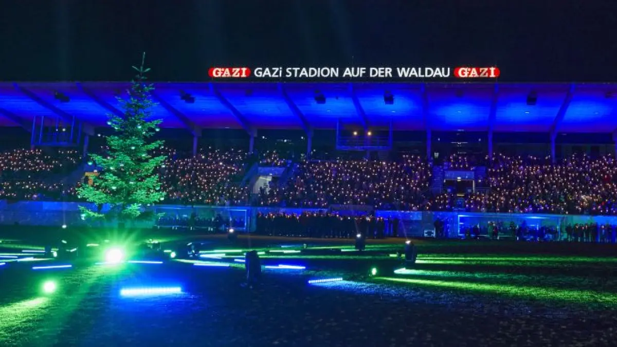 Am 20. Dezember findet im Gazi-Stadion auf der Waldau wieder das Stuttgarter Weihnachtssingen statt. Der Vorverkauf für die Karten startet bald.
