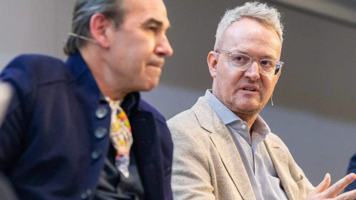 Treffpunkt Foyer / StZ im Gespräch: Fußball und Kulinarik: Stuttgart, Baden-Württemberg, 12.10.2026:
Treffpunkt Foyer / StZ im Gespräch: Fußball und Kulinarik
Im Bild: Alexander Wehrle, Vorstandsvorsitzender des VfB Stuttgart
Notiz: No model release. Kein Einverständnis für Werbung, keine Weitergabe an Dritte.