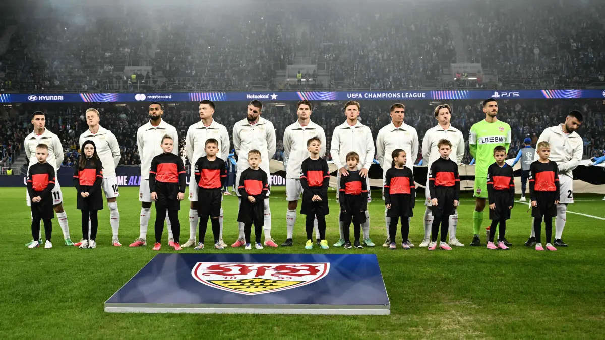 Football: UEFA Champions League - 1st round day 2: Slovan Bratislava (SVK) v VfB Stuttgart (GER): Stuttgart's players pose prior to the UEFA Champions League - 1st round day 2 - football match SK Slovan Bratislava v VfB Stuttgart in Bratislava, Slovakia on October 14, 2026. (Photo by Joe Klamar / AFP)