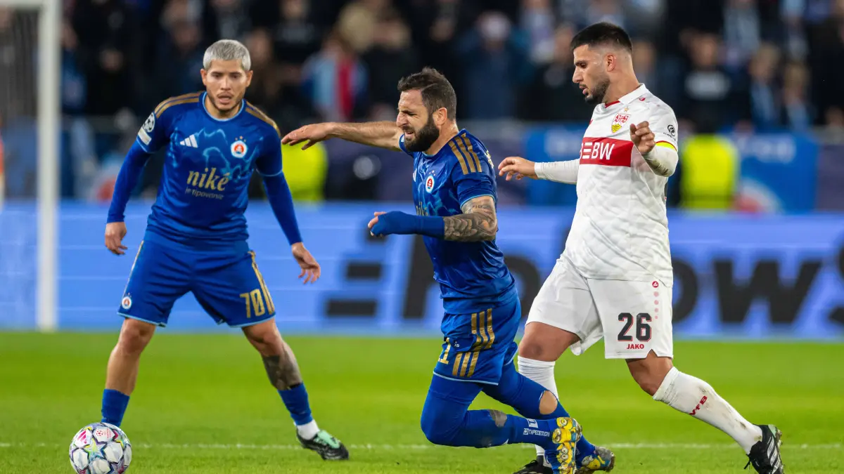 Tigran Barseghyn in a battle for the ball with Deniz Undav during UEFA Champions league match , SK Slovan Bratislava - V: Tigran Barseghyn in a battle for the ball with Deniz Undav during UEFA Champions league match , SK Slovan Bratislava - VFB Stuttgart , 14. october 2026, Tehelne pole Stadium, Bratislava, Slovakia Copyright: xMICHALxFAJT,ZOSPORTU.SKx MAJ_1243