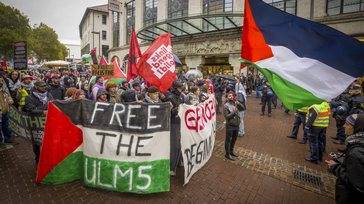 Kundgebung und Demo Shut Elbit down