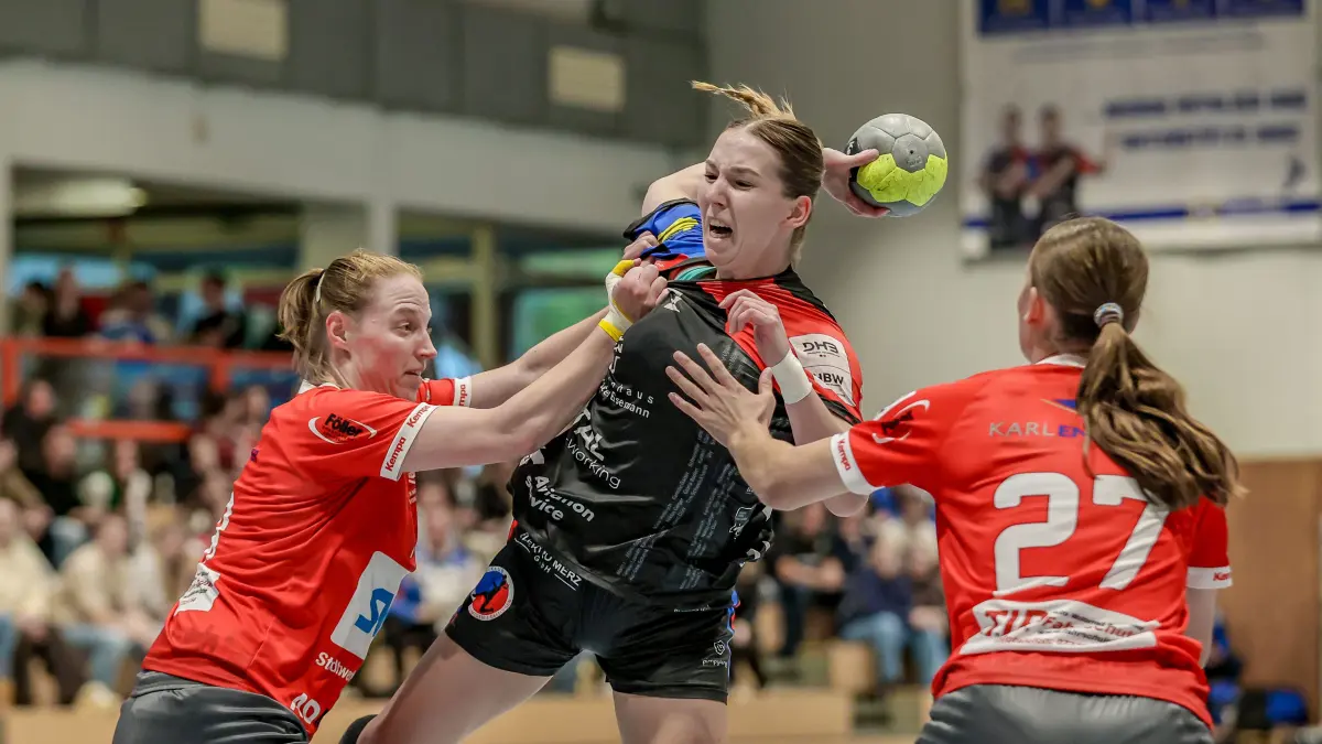 HC-Rückraumspielerin Sara Kuhrt zeigt in Herrenberg ihre bislang beste Saisonleistung.