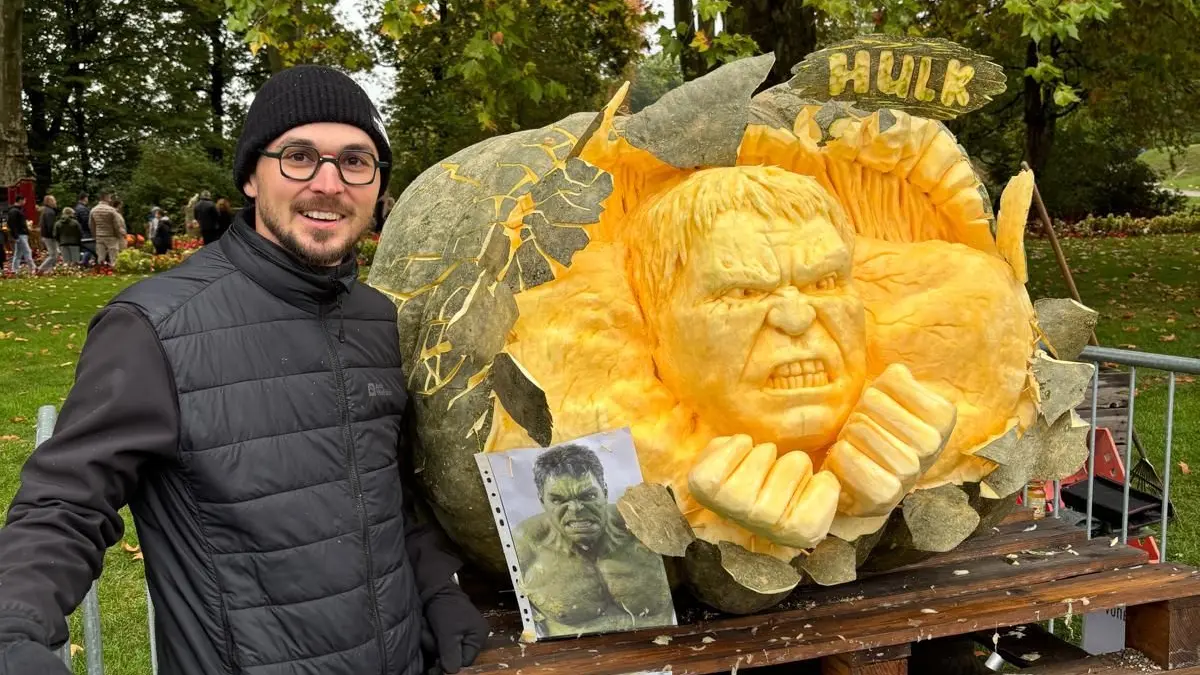 Stanislav Bukhanov aus Bulgarien sein Exemplar in einenbeeindruckenden Hulk