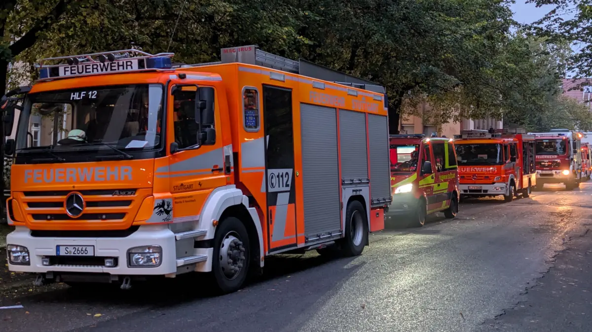 Die Feuerwehr rückte am Morgen mit zahlreichen Kräften aus.