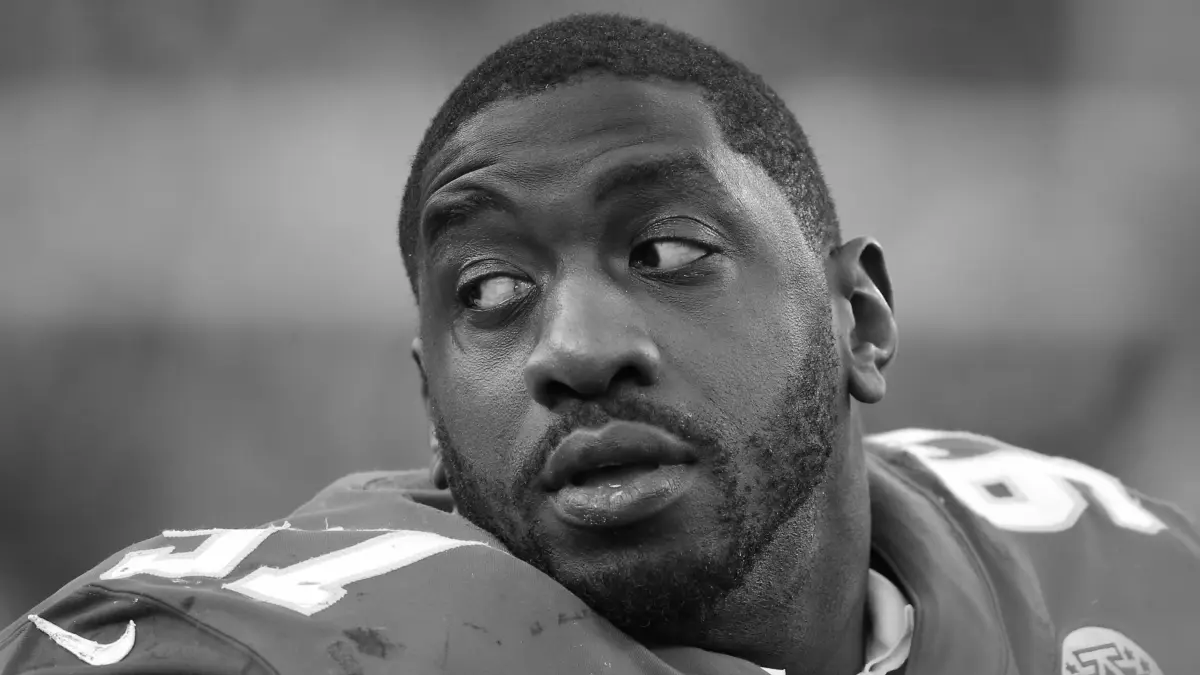 DECEMBER 09: Kansas City Chiefs defensive end Allen Bailey (97) in the fourth quarter of an NFL American Football Herren USA game between the Baltimore Ravens and Kansas City Chiefs on December 9, 2018 at Arrowhead Stadium in Kansas City, MO. (Photo by Scott Winters Icon Sportswire) NFL: DEC 09 Ravens at Chiefs Icon181209400 EDITORIAL USE ONLY