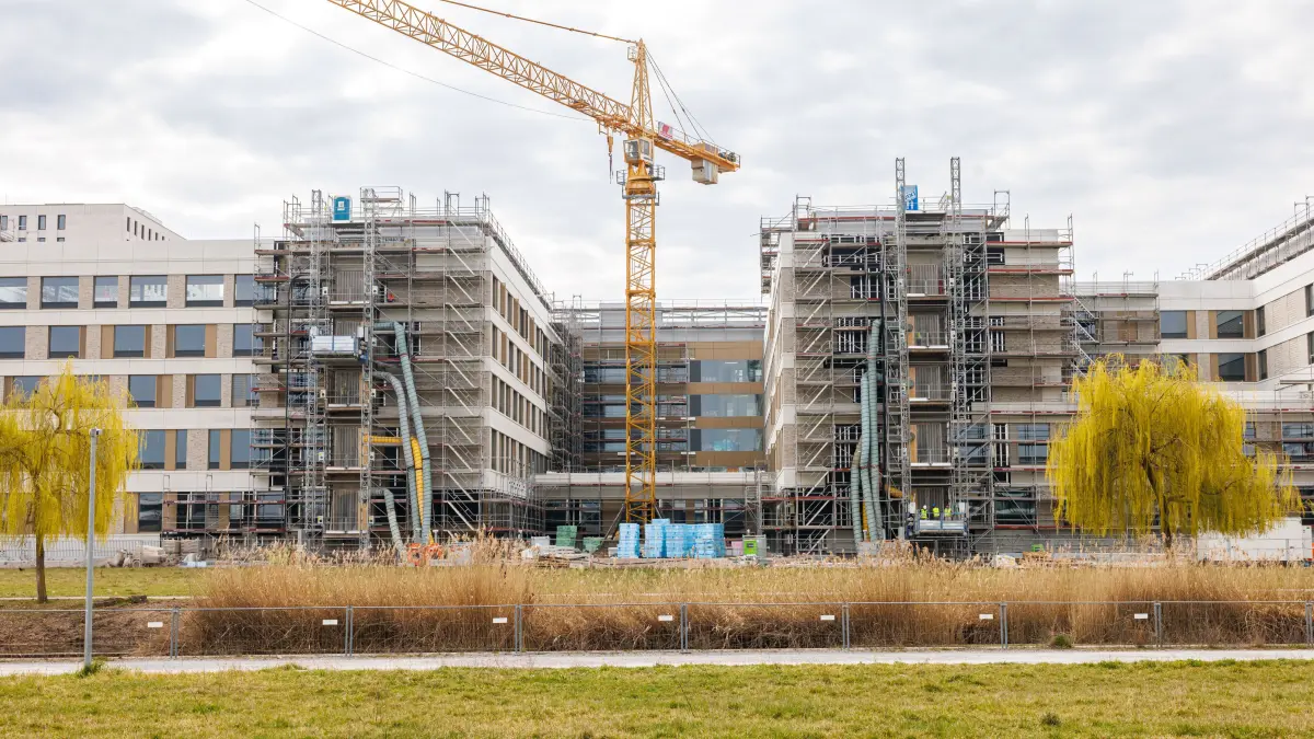 Böblingen, Flugfeld, Baufortschritt des Flugfeldklinikum,
