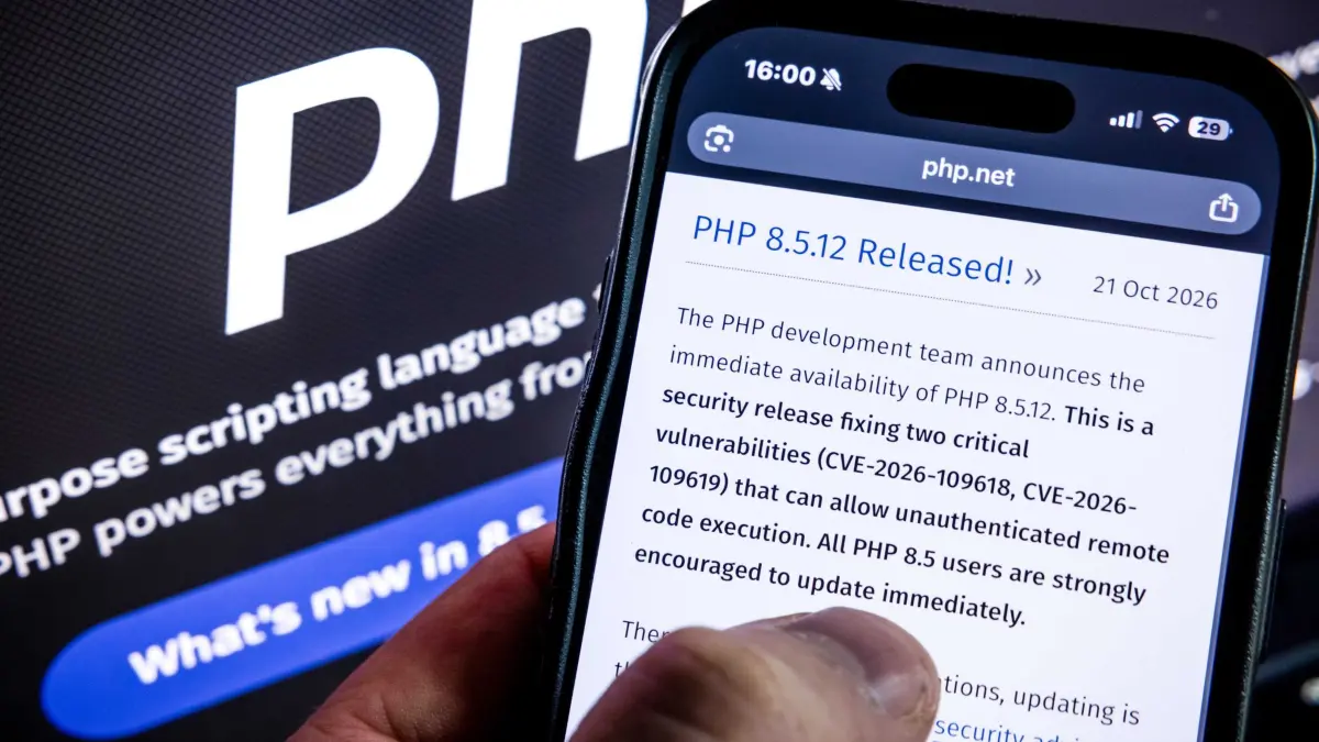 Sicherheitslücken: Die Website der PHP Foundation mit einem Update auf die neueste PHP-Version. Eine neu entdeckte, schwerwiegende Sicherheitslücke bringt weltweit das Fundament zahlreicher Webseiten und Onlinedienste ins Wanken. Betroffen ist die weit verbreitete Programmiersprache PHP, auf der ein Großteil des gesamten Internets basiert. (zu dpa: «Rostocks Verwaltungsseite nach IT-Warnung noch offline»)