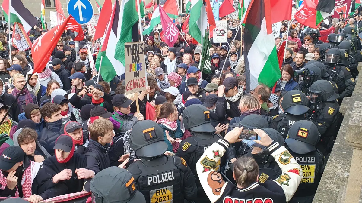 Protest für Ulm5 in Stuttgart