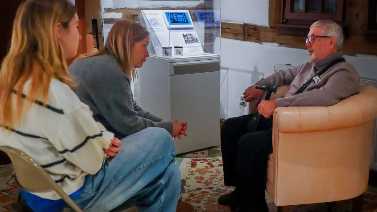 Menschen als "lebende Bücher". Sie erzählen anderen aus ihrem Leben ihre besondere Geschichte. Ein Projekt, welches in Dänemark einst begann und es jetzt auch in Stuttgart gibt.